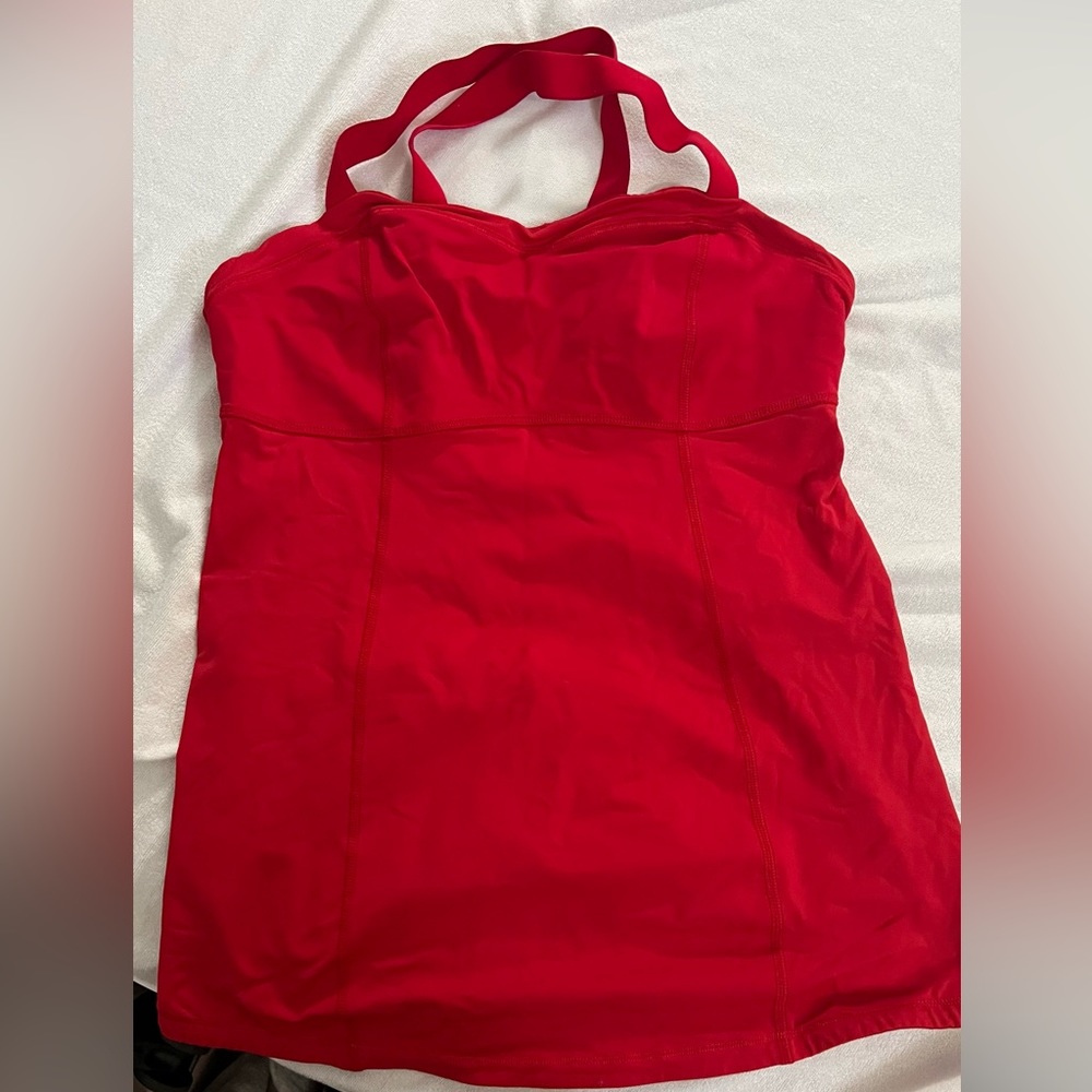 Lululemon women’s athletic top